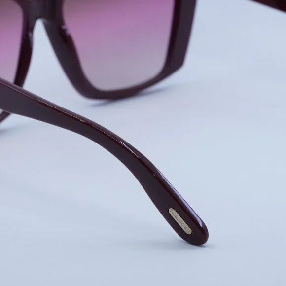 Tom Ford Scarlet-02 FT0920 69F Sunglasses Burgundy Square  display picture 3